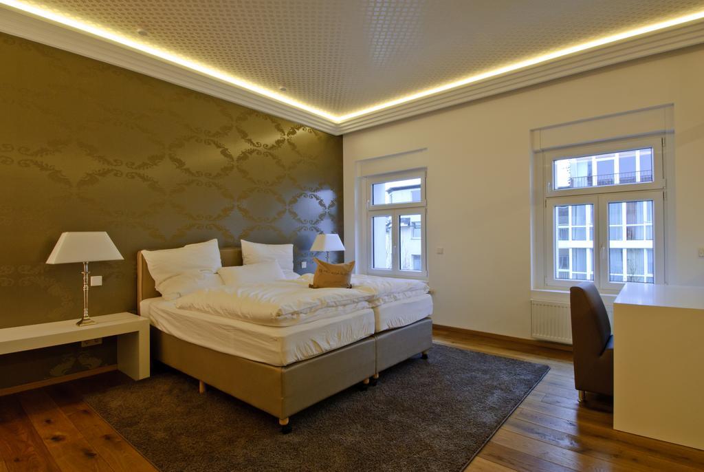 Helvetia Suites Dusseldorf Luaran gambar