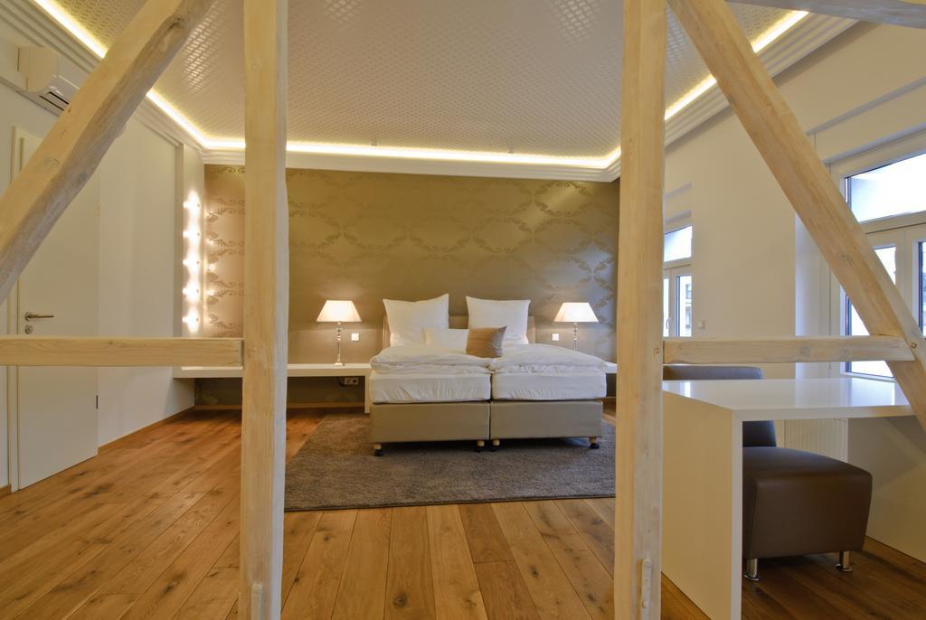 Helvetia Suites Dusseldorf Bilik gambar