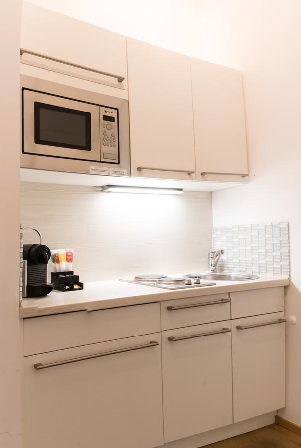 Helvetia Suites Dusseldorf Luaran gambar