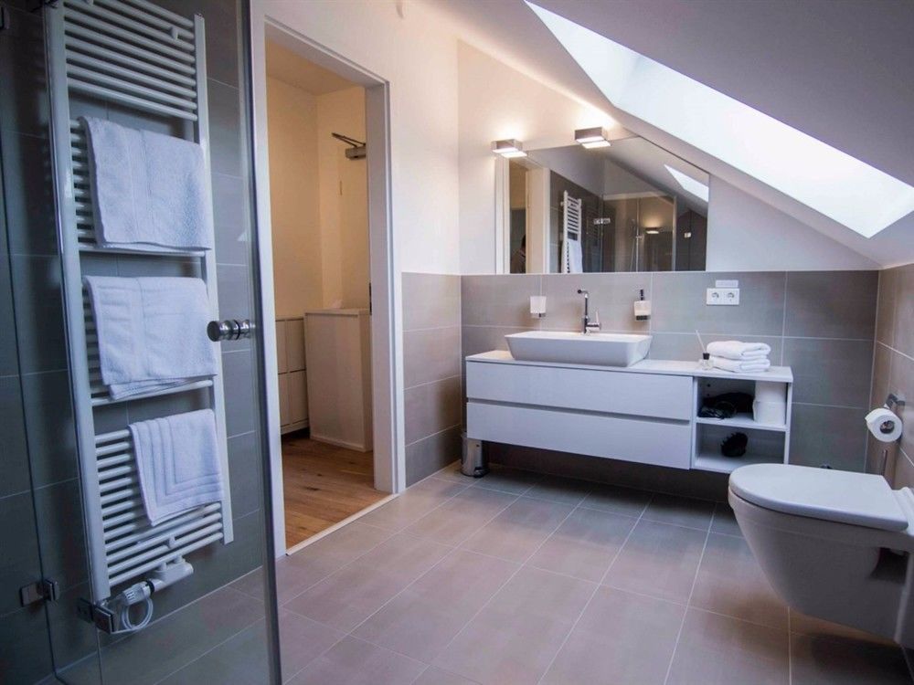 Helvetia Suites Dusseldorf Luaran gambar