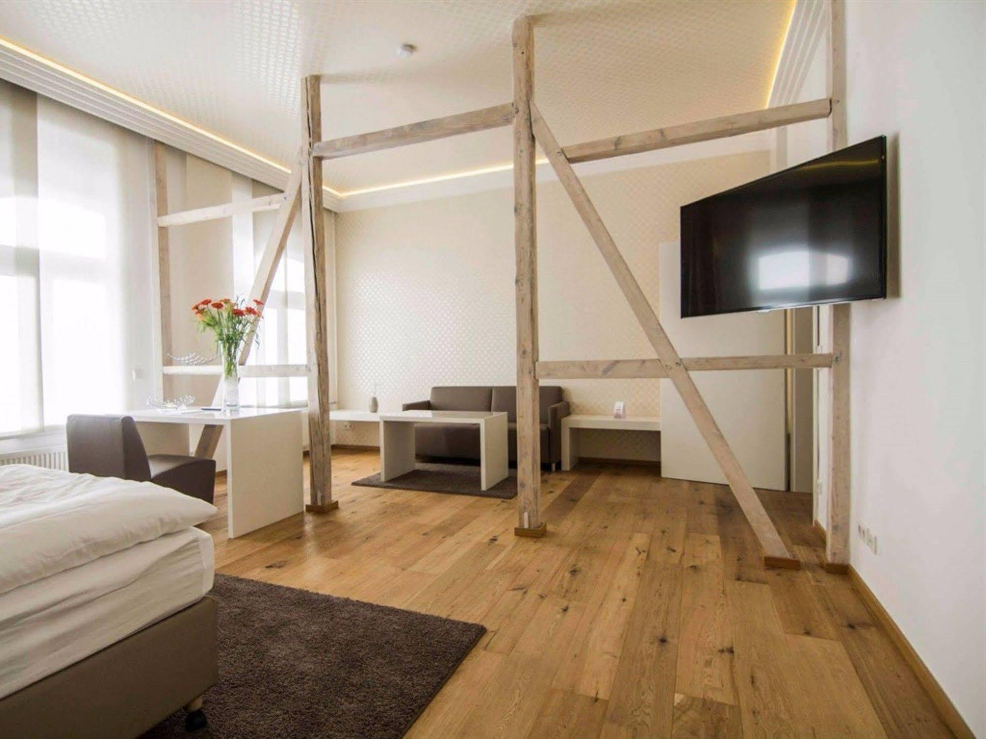 Helvetia Suites Dusseldorf Luaran gambar