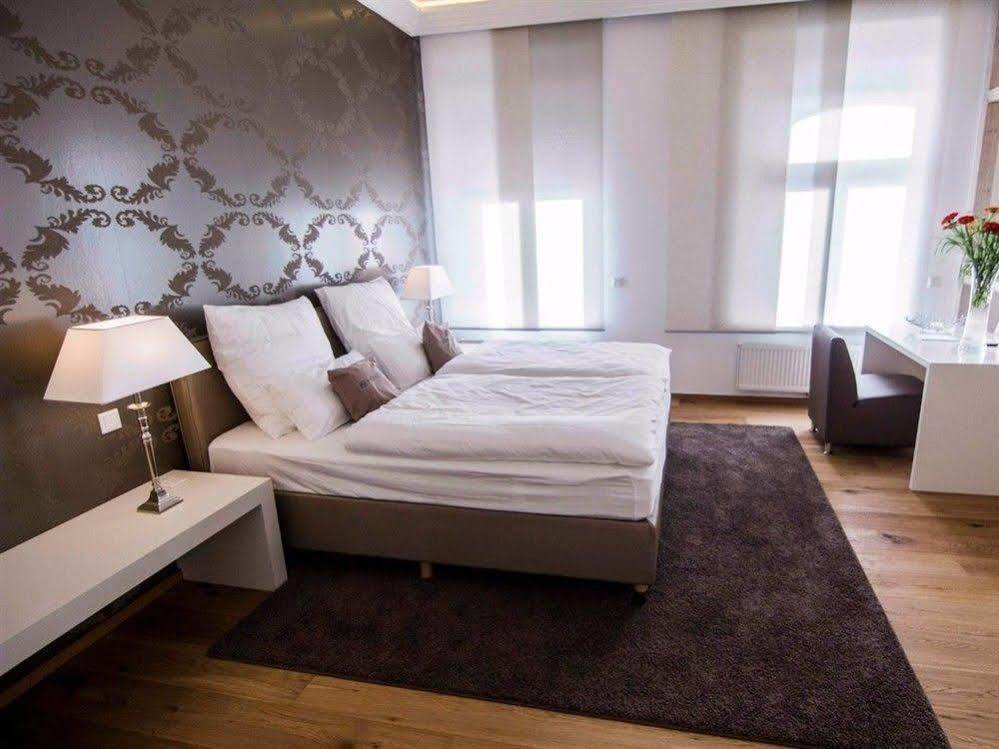 Helvetia Suites Dusseldorf Luaran gambar